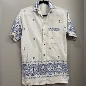 Men's Casual White and Blue Patterned Cotton Button Down Shirt